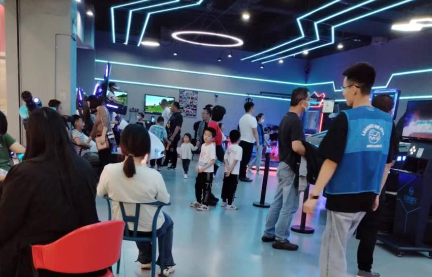 加盟VR带来的机遇与挑战（了解VR行业市场前景与加盟VR的关键要素）