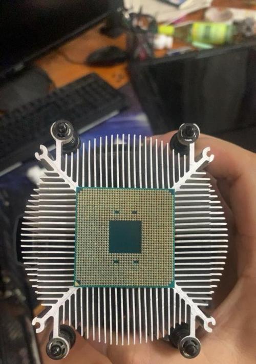 老式电脑无法开机的困扰（解决老式电脑无法开机的问题，让新显卡焕发活力）